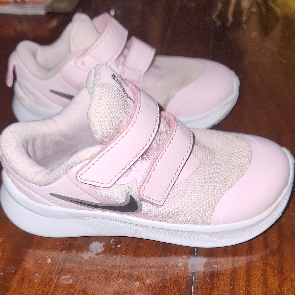 Nike Toddler Light Pink Velcro Sneakers